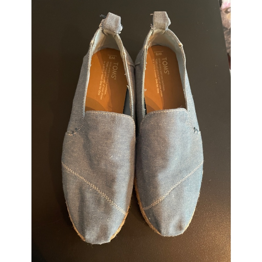 TOMS Espadrille Slip On Sneakers